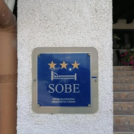 Bed and Breakfast Sulentic Sobe I Restoran Virovitica Exteriér fotografie