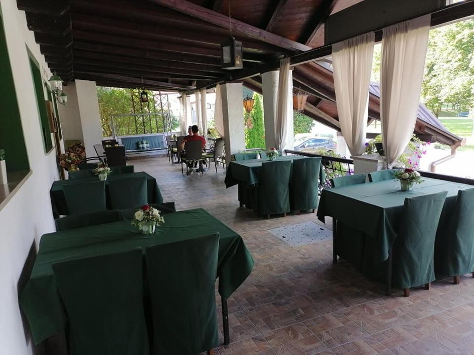 Bed and Breakfast Sulentic Sobe I Restoran Virovitica Exteriér fotografie