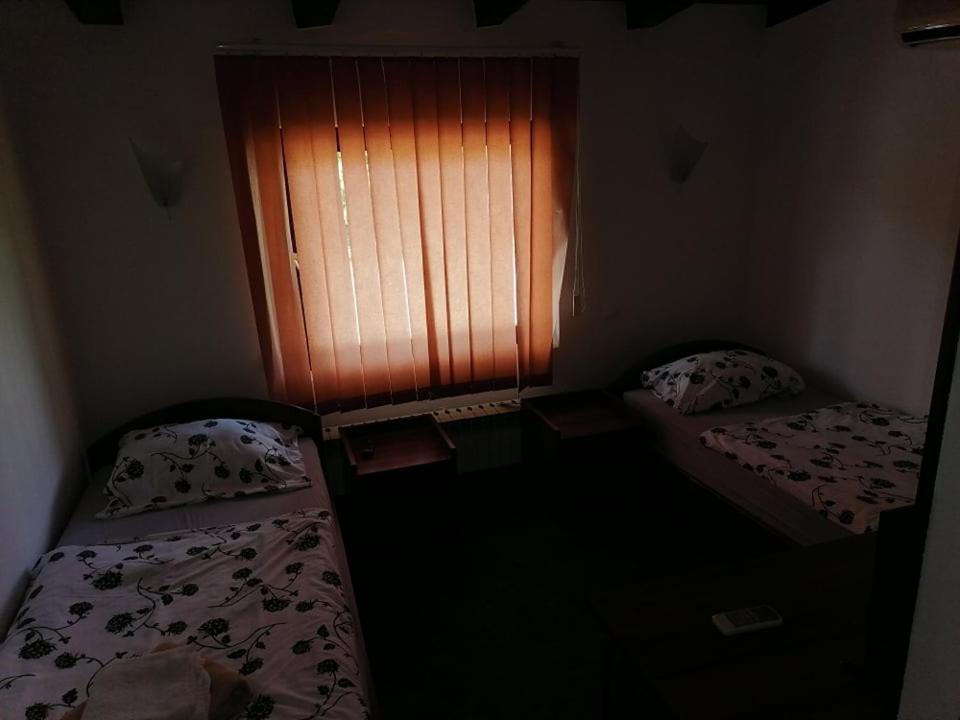 Bed and Breakfast Sulentic Sobe I Restoran Virovitica Exteriér fotografie