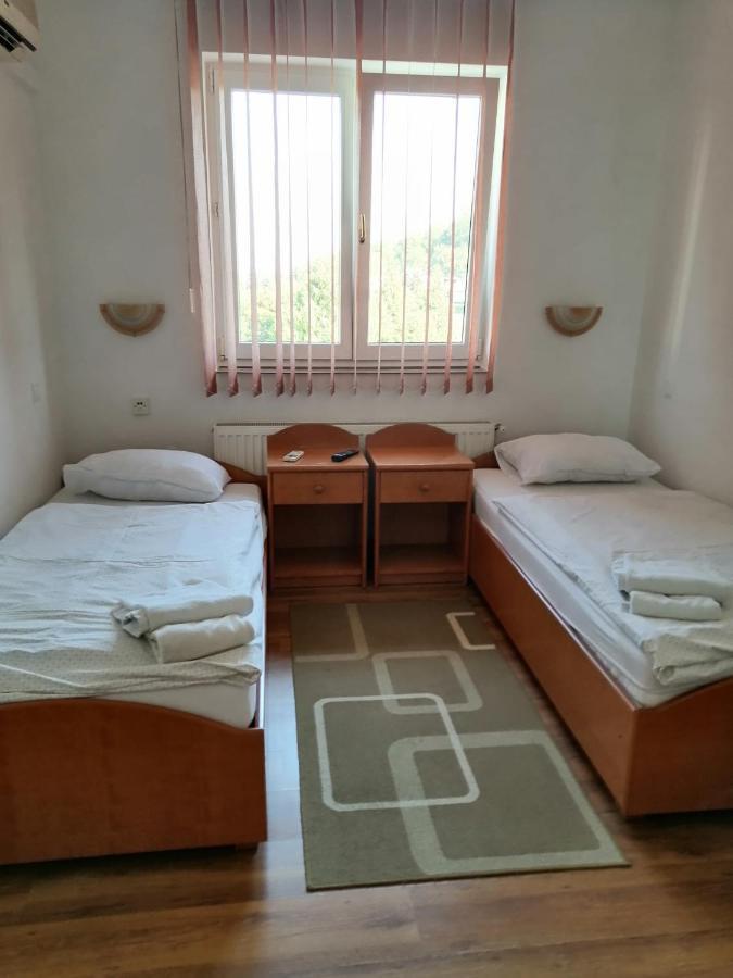 Bed and Breakfast Sulentic Sobe I Restoran Virovitica Exteriér fotografie